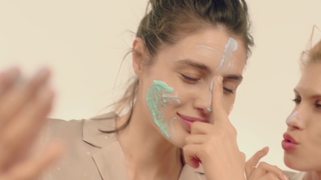 Video Reference: Face, Skin, Nose, Head, Lip, Eyebrow, Water, Beauty, Cheek, Eyelash