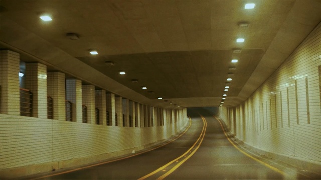 Video Reference: infrastructure, ceiling, subway, light, lighting, daylighting, tunnel, metropolitan area, fixed link, metro station