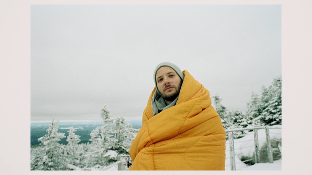 Video Reference: Photograph, Yellow, Atmospheric phenomenon, Outerwear, Winter, Snow, Photography, Sky, Fun, Scarf