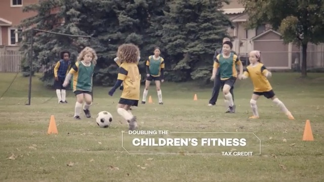 Video Reference: Football player, Football, Soccer ball, Player, Ball, Play, Team sport, Soccer kick, Sports equipment, Sports