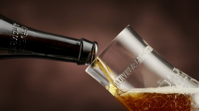 Video Reference: drink, alcoholic beverage, wine, bottle, glass bottle, champagne, liqueur, alcohol