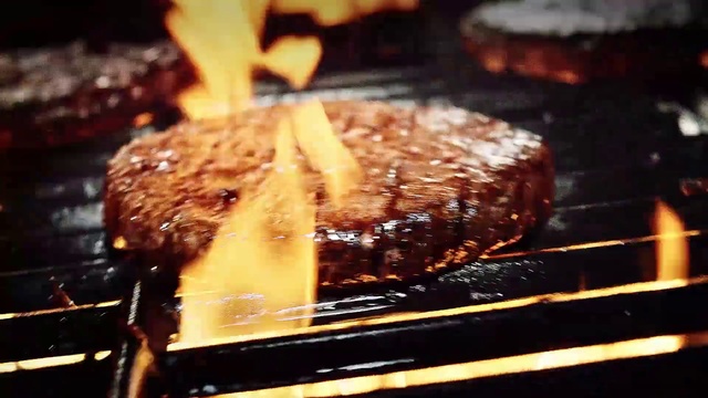 Video Reference: Dish, Food, Cuisine, Steak, Ingredient, Sirloin steak, Rib eye steak, Churrasco food, Roasting, Pork steak