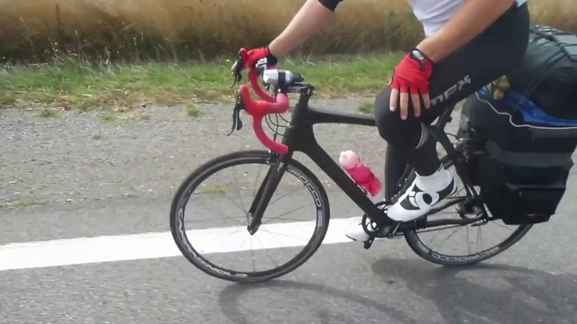 Video Reference: Land vehicle, Bicycle, Bicycle wheel, Vehicle, Bicycle part, Road bicycle, Bicycle handlebar, Bicycle frame, Bicycle accessory, Bicycles--Equipment and supplies