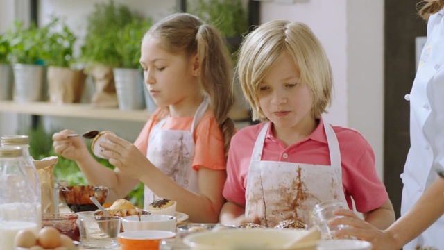 Video Reference: Meal, Child, Eating, Brunch, Lunch, Breakfast, Food, Cooking, Daughter, Toddler, Person