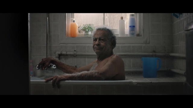 Video Reference: vessel, tub, bathtub, Person
