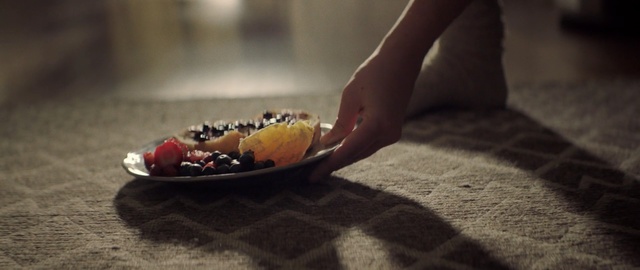 Video Reference: hand, finger, nail, shoe