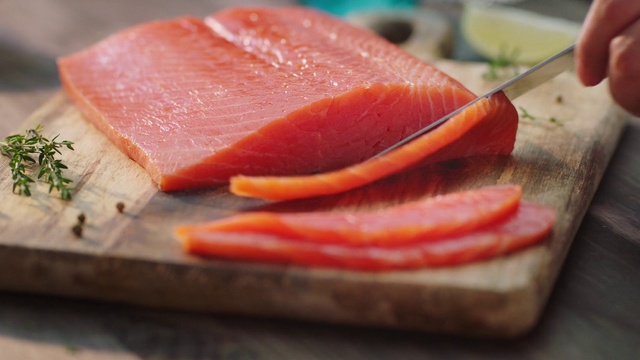 Video Reference: Food, Dish, Cuisine, Bayonne ham, Ingredient, Prosciutto, Cutting board, Smoked salmon, Sashimi, Salt-cured meat