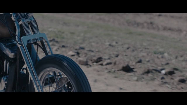 Video Reference: Land vehicle, Vehicle, Tire, Automotive tire, Motorcycle, Chopper, Wheel, Rim, Automotive wheel system, Spoke