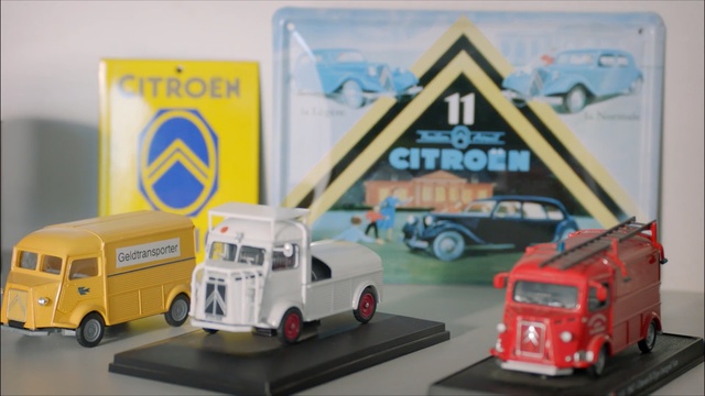 Video Reference: Motor vehicle, Vehicle, Toy vehicle, Model car, Car, Mode of transport, Transport, Toy, Commercial vehicle, Van