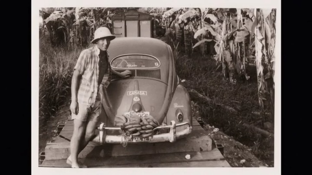 Video Reference: Vehicle, Motor vehicle, Photograph, Classic, Vintage car, Car, Classic car, Antique car, Coupé, Sedan