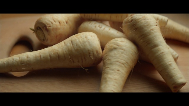 Video Reference: Parsnip, Root vegetable, Vegetable, Food, Arracacia xanthorrhiza, Produce, Plant