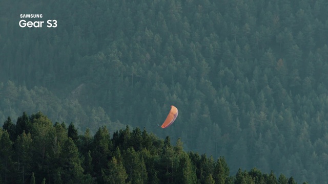 Video Reference: Nature, Paragliding, Sky, Atmospheric phenomenon, Biome, Air sports, Forest, Atmosphere, Tree, Hill station
