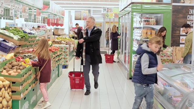 Video Reference: Grocery store, Marketplace, Supermarket, Retail, Shopping, Selling, Local food, Natural foods, Building, Customer, Person