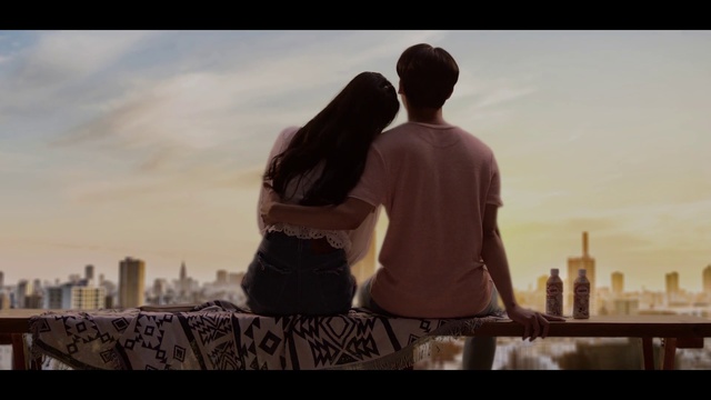 Video Reference: Romance, Love, Sky, Interaction, Friendship, Photography, Gesture, Kiss, Happy, Scene