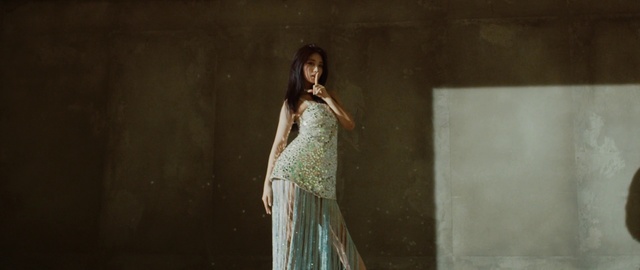 Video Reference: Dress, Gown, Clothing, Formal wear, Beauty, Fashion, Fashion model, Shoulder, Long hair, Photography