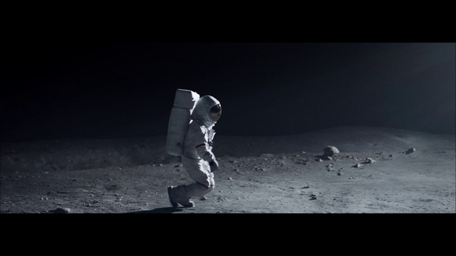 Video Reference: Astronaut, Sky, Flash photography, Landscape, Art, Space, Monochrome photography, Astronomical object, Event, Backlighting