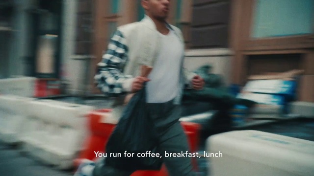 Video Reference: Snapshot, Street fashion, Fashion, Human, Arm, Shoulder, Joint, Human body, Fun, Leg