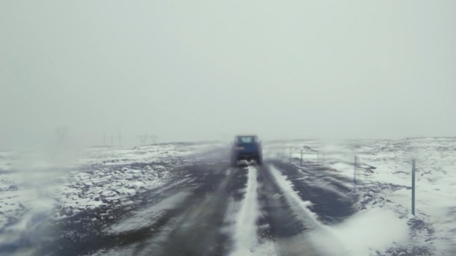 Video Reference: Snow, Atmospheric phenomenon, Winter, Fog, Freezing, Sky, Winter storm, Blizzard, Mist, Haze