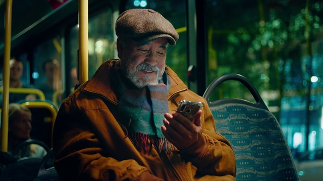 Video Reference: Human, Drink, Beard