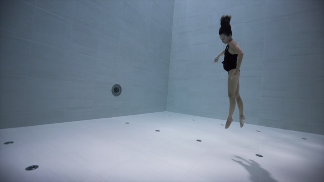 Video Reference: light, bathtub, floor, flooring, girl, angle, space, plumbing fixture