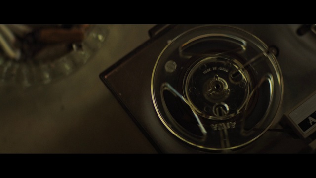 Video Reference: Light, Automotive lighting, Automotive design, Wheel, Circle, Brown, Photography, Audio equipment, Darkness, Automotive wheel system