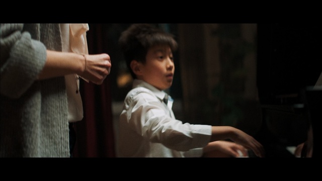 Video Reference: Scene, Human, Child, Human body, Fun, Adaptation, Hand, Photography, Drama
