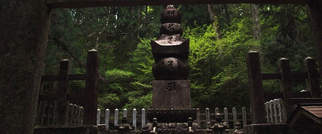 Video Reference: Tree, Historic site, Biome, Artifact, Grave, Sculpture, Jungle, Headstone, Memorial, Forest
