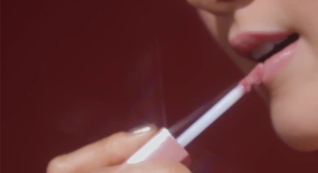 Video Reference: Finger, Nail, Hand, Skin, Lip, Mouth, Close-up, Material property, Eyelash, Thumb