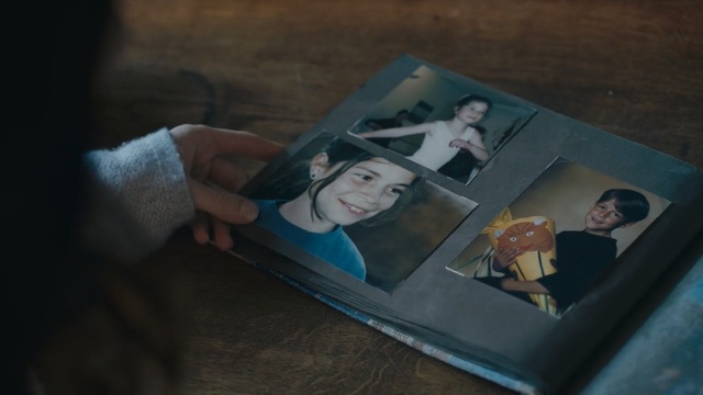 Video Reference: Room, Art, Illustration