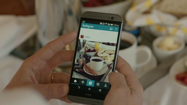 Video Reference: Mobile phone, Gadget, Portable communications device, Communication Device, Smartphone, Electronic device, Technology, Feature phone, Telephone, Cellular network