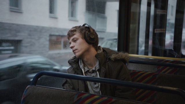 Video Reference: Human, Sitting, Photography, Street, Smile, Vehicle