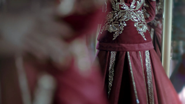 Video Reference: fashion, tradition, Person