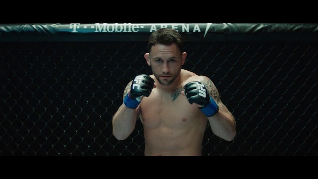 Video Reference: Professional boxer, Boxing glove, Boxing, Professional boxing, Striking combat sports, Combat sport, Arm, Shoot boxing, Contact sport, Muay thai
