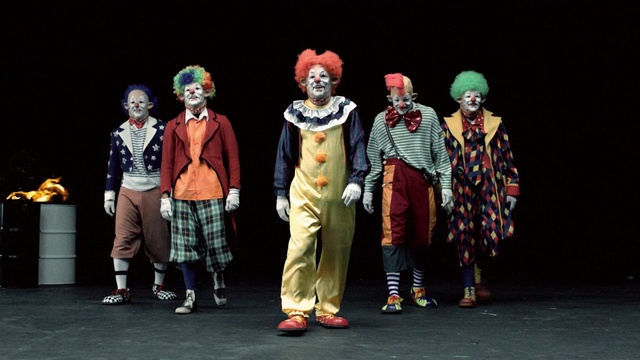 Video Reference: performing arts, entertainment, performance, clown, theatre, performance art, acting, drama, musical theatre, opera, Person