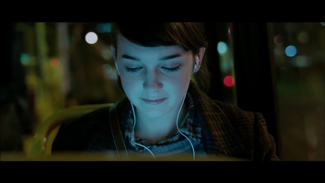 Video Reference: face, green, girl, beauty, lady, head, eye, darkness, snapshot, emotion, Person