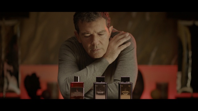 Video Reference: Human, Alcohol, Fun, Photography, Screenshot, Drink, Darkness, Person