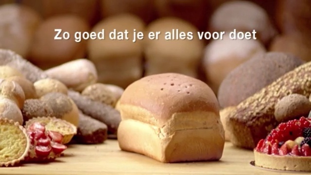 Video Reference: food, baking, petit four, finger food, dessert, pâtisserie, baked goods