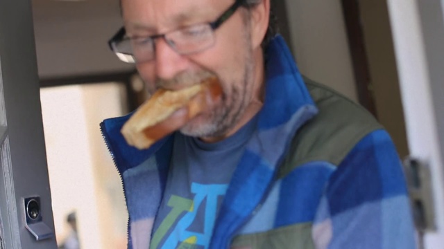 Video Reference: Nose, Mouth, Eating, Jaw, Food