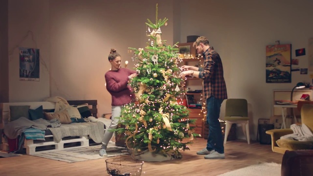 Video Reference: Christmas tree, Houseplant, Tree, Christmas decoration, Floral design, Plant, Christmas, Floristry, Interior design, Room