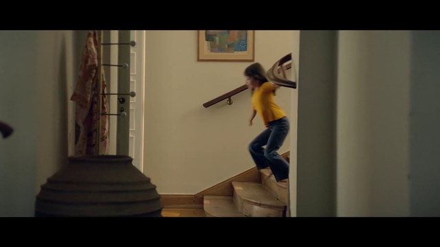 Video Reference: Yellow, Standing, Snapshot, Footwear, Stairs, Shoulder, Fun, Leg, Room, Handrail
