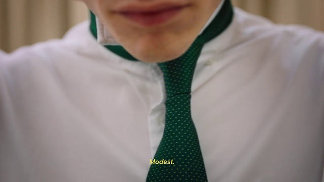 Video Reference: Tie, White, Green, Neck, Collar, Bow tie, Formal wear, Dress shirt, Shirt, Fashion accessory