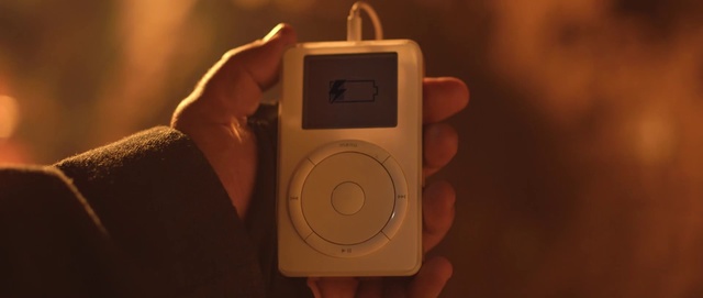 Video Reference: Ipod, Portable media player, Electronics, Product, Technology, Media player, Gadget, Electronic device, Mp3 player, Mp3 player accessory