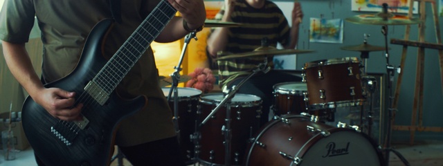 Video Reference: Drum, Musician, Musical instrument, Music, Drums, Drummer, Percussion, Percussionist, Musical instrument accessory, Tom-tom drum
