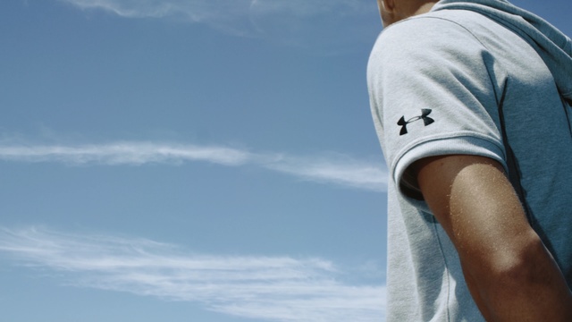 Video Reference: sky, cloud, blue, man, male, vacation, shoulder, daytime, summer, hand