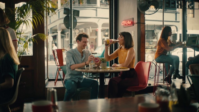 Video Reference: Restaurant, Coffeehouse, Café, Table, Brunch, Sitting, Lunch, Conversation, Leisure, Vacation