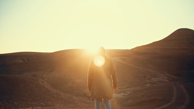 Video Reference: Desert, Natural environment, Sand, Aeolian landform, Light, Sunlight, Erg, Landscape, Sahara, Morning