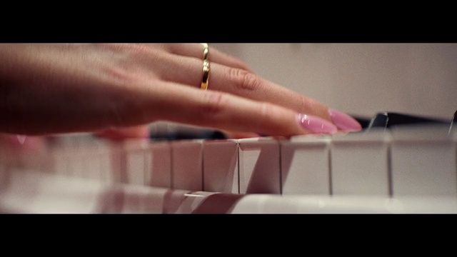 Video Reference: Finger, Nail, Hand, Skin, Pink, Keyboard, Lip, Pianist, Technology, Electronic device, Person