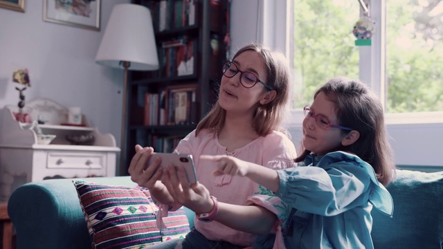 Video Reference: Glasses, Child, Room, Fun, Baby, Sitting, Smile, Toddler, Family