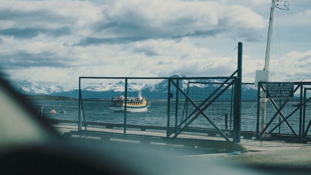 Video Reference: Water, Sky, Waterway, Cloud, Bridge, Vehicle, Architecture, River, Boat, Ferry