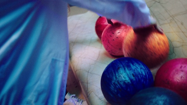 Video Reference: Blue, Purple, Electric blue, Magenta, Textile, Ball, Dye